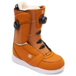 Boots DC Lotus Brown Off White -Ski Équipement Boutique a3bbd0245c652c0f06b96477c18b65ce1b2c076b H23DCUSBOO3326740 4